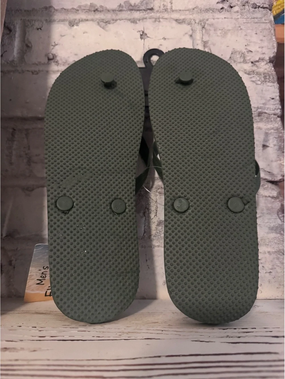 Men's Camouflage Flip Flops Size M (9/10)